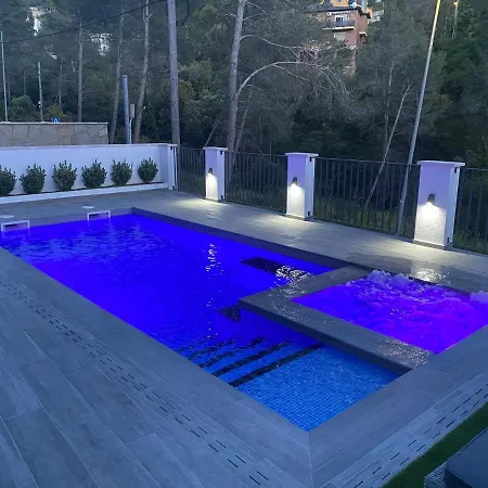 Lux Barcelona Villa *